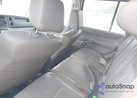 2006 Jeep Commander из США, поврежденный, VIN 1J8HG48N76C104913